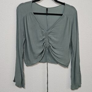 Shelly ruched cropped top size large